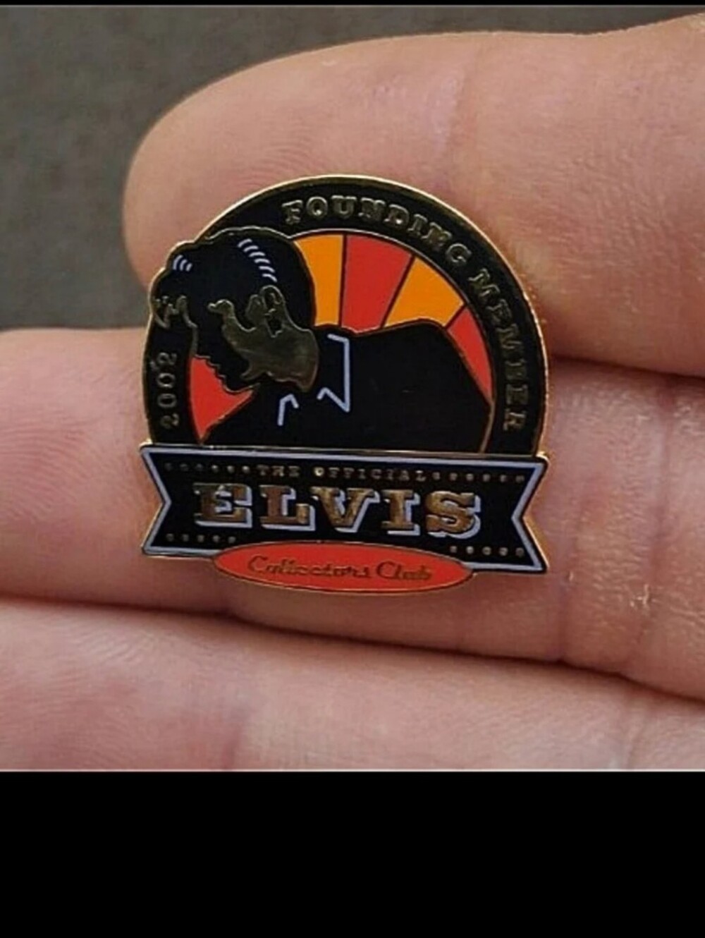 The Official ELVIS PRESLEY INSIDERS 2002 Limited Edition Founding Member Pin